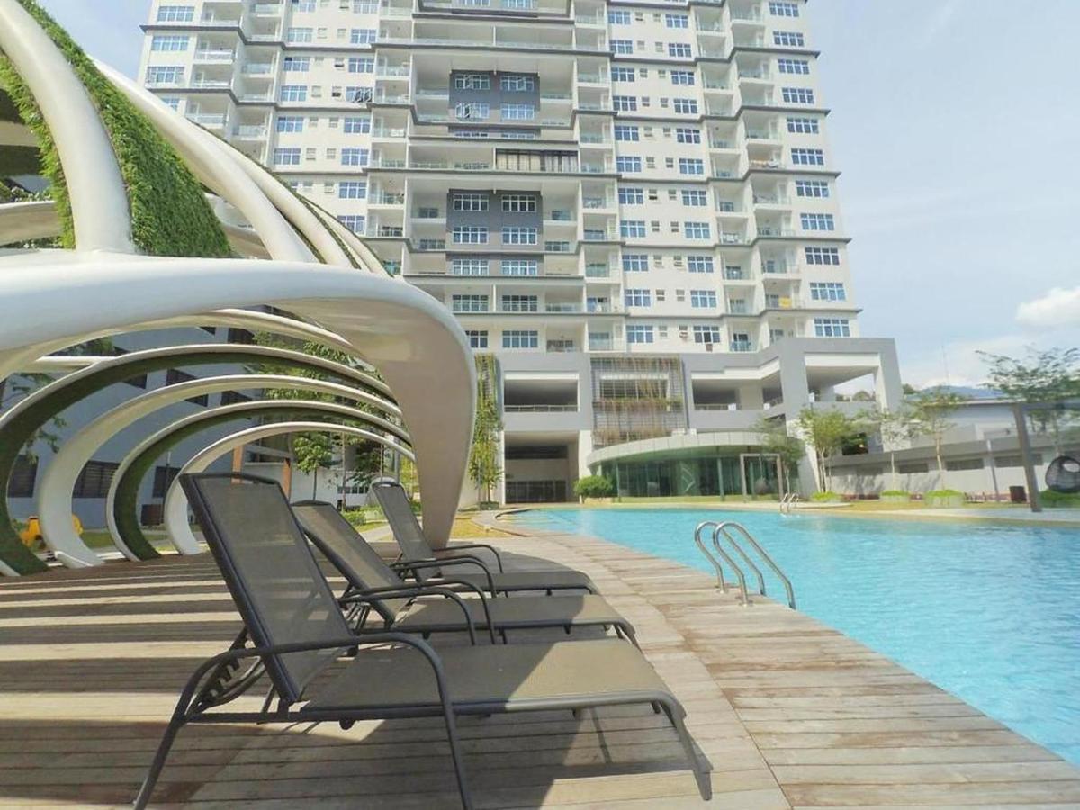 Puchong Skypod Residence @ Hostay Exterior photo